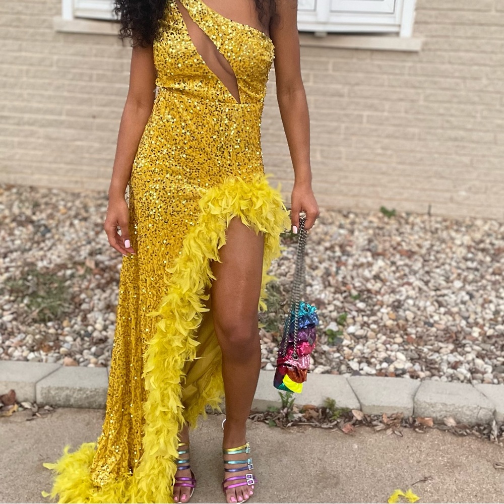 nova luxe | Dresses | Yellow Fashion Nova Luxe Dress Size Medium Wore Once  | Poshmark